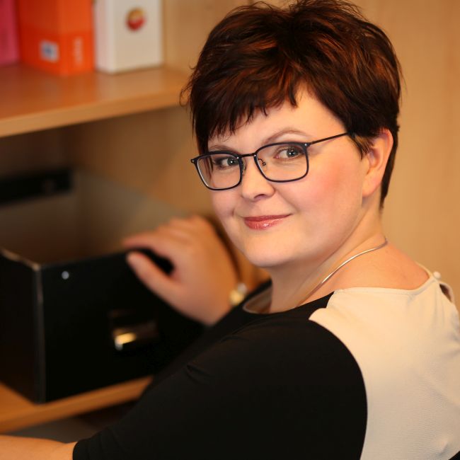 Claudia Kölzow, Steuerfachangestellte, Steuerberatungsassistentin in der (Zahn-) Ärzteberatung (IBGHS Bremerhaven)
